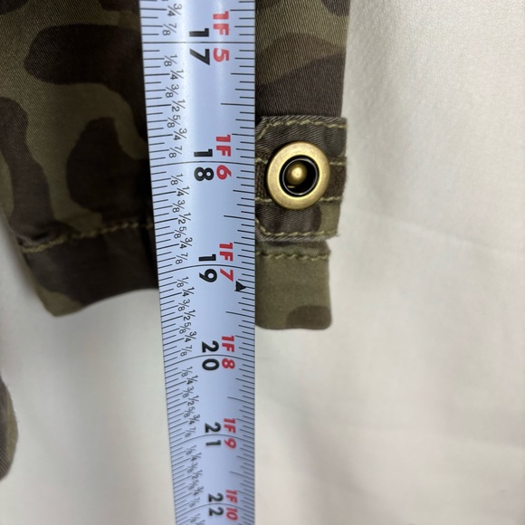 Marrakech Green and Brown Camo Utility Jacket with‎ Cinched Waist/Hip 4 Pocket - Picture 14 of 16